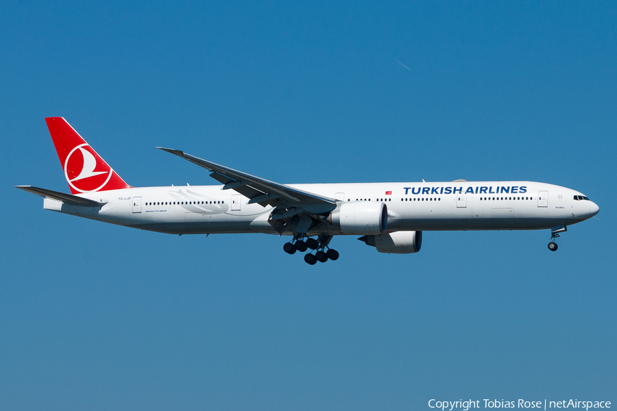 Turkish Airlines Boeing 777-3F2(ER) (TC-LJD) | Photo 312312