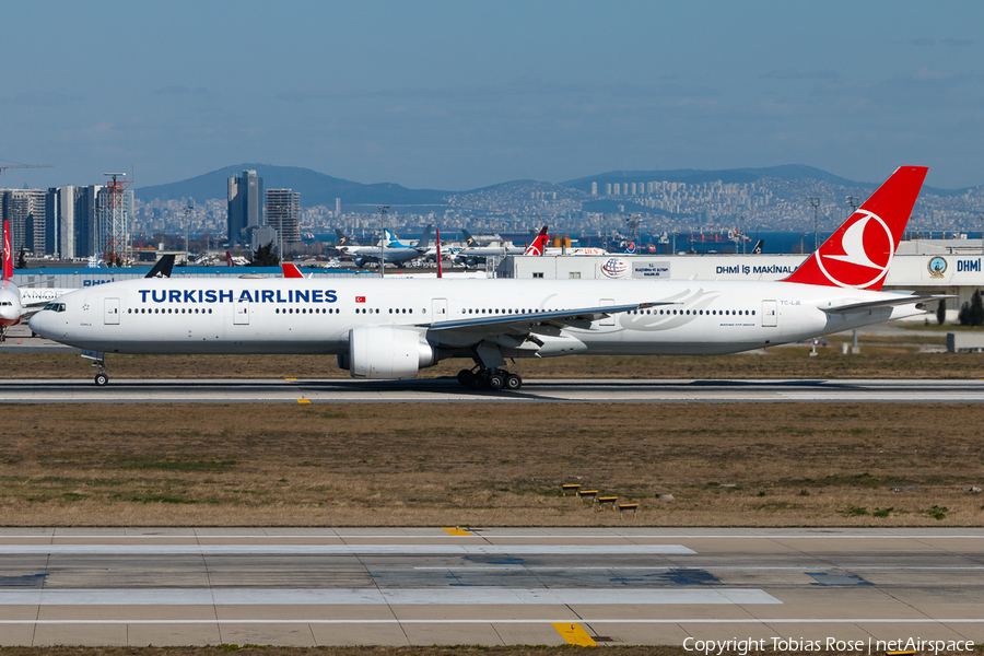 Turkish Airlines Boeing 777-3F2(ER) (TC-LJE) | Photo 307697