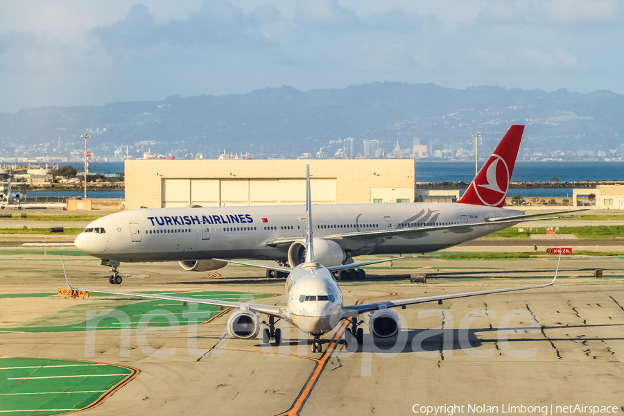 Turkish Airlines Boeing 777-3F2(ER) (TC-LJH) | Photo 440989