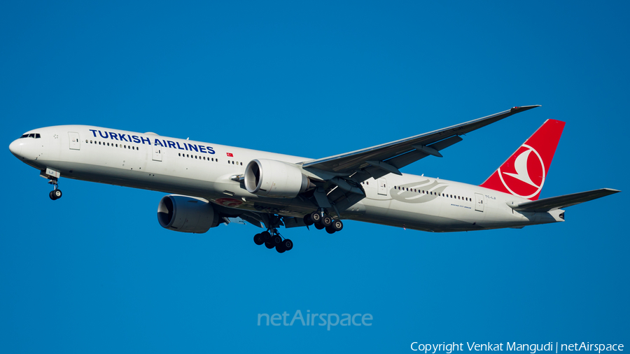 Turkish Airlines Boeing 777-3F2(ER) (TC-LJI) | Photo 193733