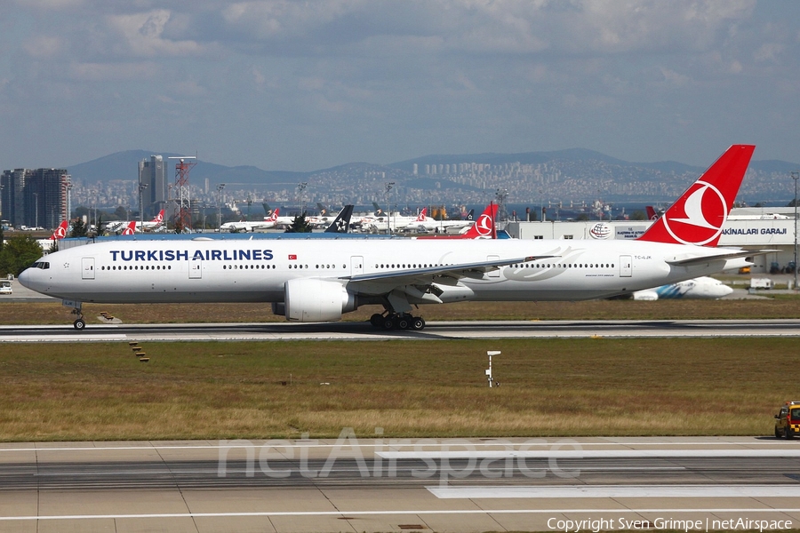 Turkish Airlines Boeing 777-3F2(ER) (TC-LJK) | Photo 279204