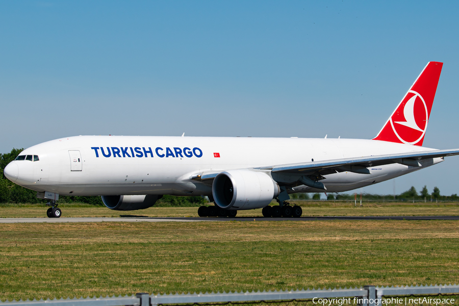 Turkish Cargo Boeing 777-FF2 (TC-LJO) | Photo 429236