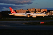 Turkish Cargo Boeing 777-FF2 (TC-LJR) at  Porto, Portugal