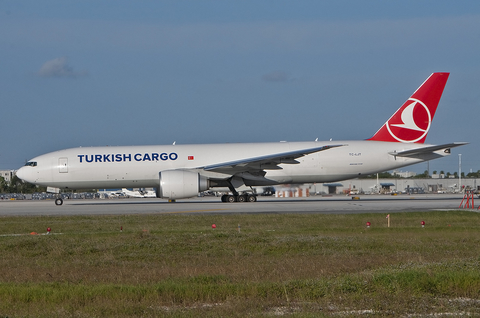 Turkish Airlines Boeing 777-FF2 (TC-LJT) at  Miami - International, United States