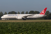Turkish Airlines Boeing 787-9 Dreamliner (TC-LLA) at  Amsterdam - Schiphol, Netherlands