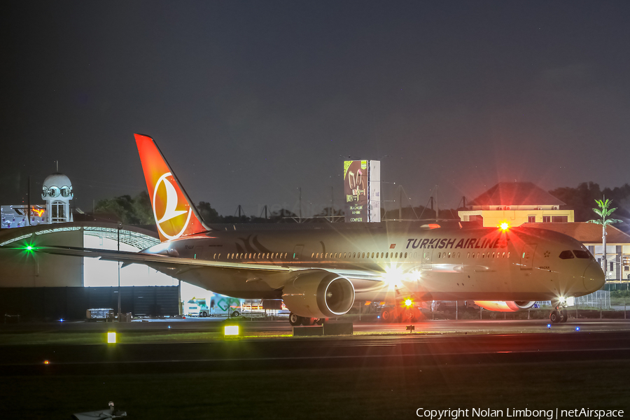 Turkish Airlines Boeing 787-9 Dreamliner (TC-LLA) | Photo 541313