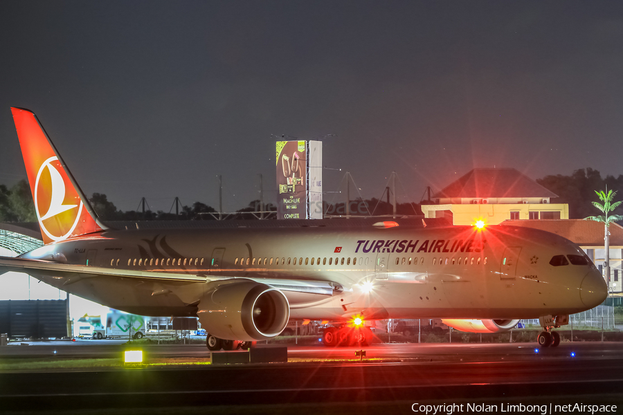 Turkish Airlines Boeing 787-9 Dreamliner (TC-LLA) | Photo 541317