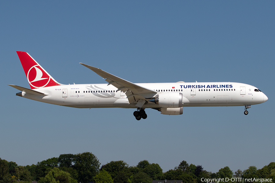 Turkish Airlines Boeing 787-9 Dreamliner (TC-LLA) | Photo 389485