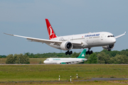 Turkish Airlines Boeing 787-9 Dreamliner (TC-LLC) at  Berlin Brandenburg, Germany