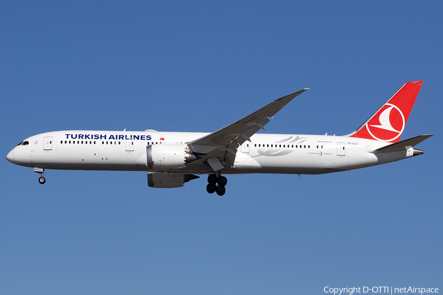 Turkish Airlines Boeing 787-9 Dreamliner (TC-LLC) | Photo 540688