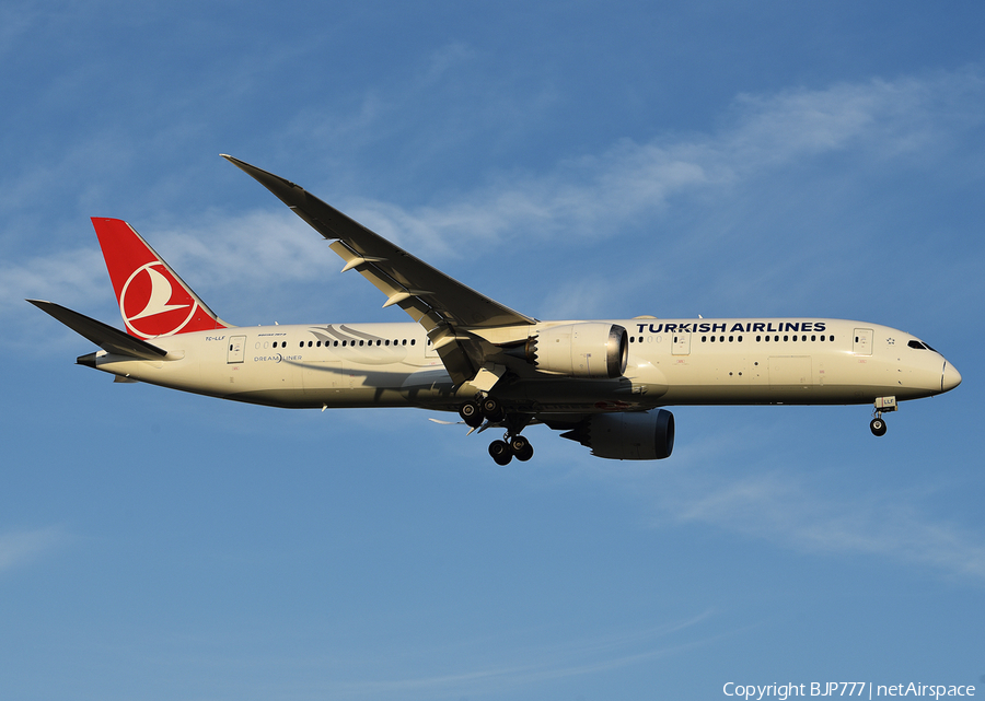 Turkish Airlines Boeing 787-9 Dreamliner (TC-LLF) | Photo 473397