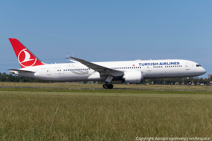 Turkish Airlines Boeing 787-9 Dreamliner (TC-LLJ) | Photo 397641
