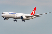 Turkish Airlines Boeing 787-9 Dreamliner (TC-LLK) at  Hamburg - Fuhlsbuettel (Helmut Schmidt), Germany