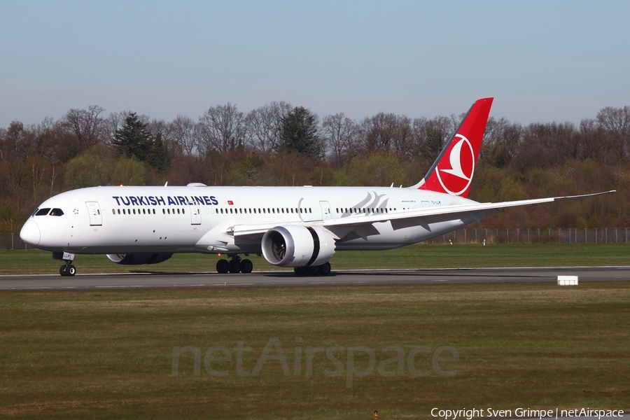 Turkish Airlines Boeing 787-9 Dreamliner (TC-LLM) | Photo 504504