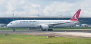 Turkish Airlines Boeing 787-9 Dreamliner (TC-LLN) at  Jakarta - Soekarno-Hatta International, Indonesia