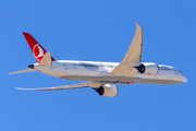 Turkish Airlines Boeing 787-9 Dreamliner (TC-LLO) at  Luqa - Malta International, Malta