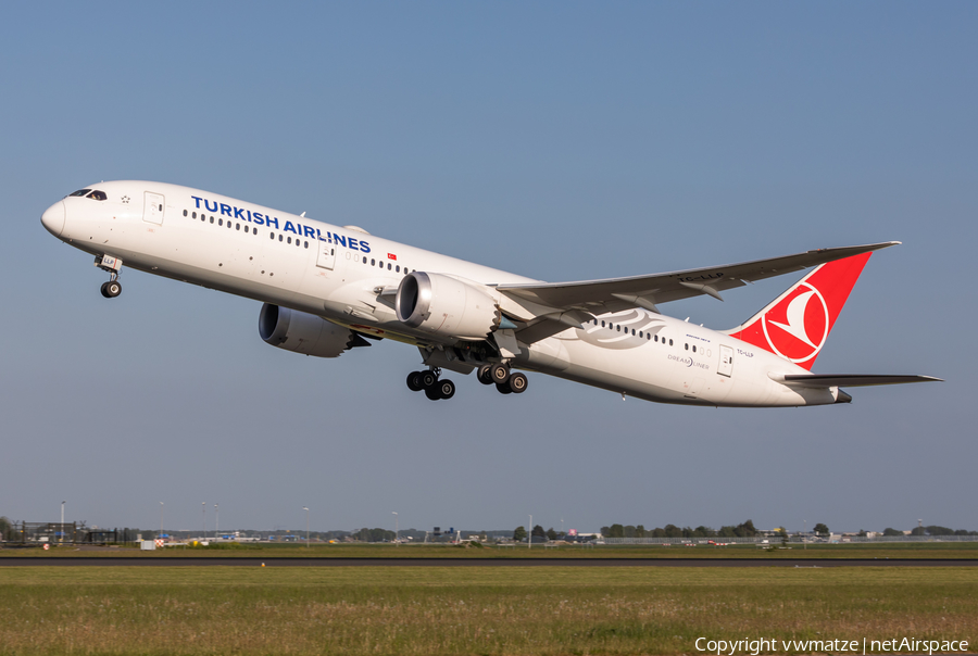 Turkish Airlines Boeing 787-9 Dreamliner (TC-LLP) | Photo 508439