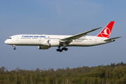 Turkish Airlines Boeing 787-9 Dreamliner (TC-LLP) at  Hamburg - Fuhlsbuettel (Helmut Schmidt), Germany