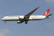 Turkish Airlines Boeing 787-9 Dreamliner (TC-LLS) at  Singapore - Changi, Singapore