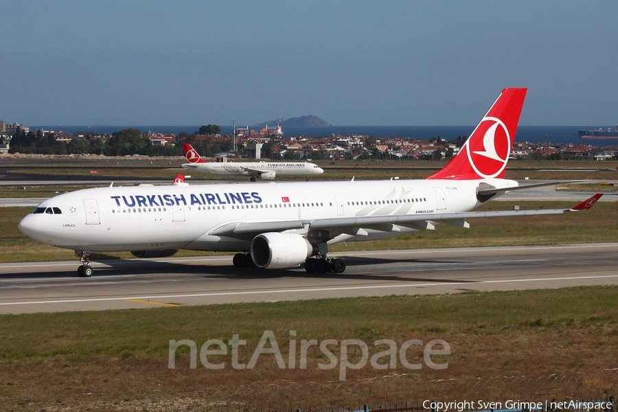 Turkish Airlines Airbus A330-223 (TC-LNA) | Photo 281464