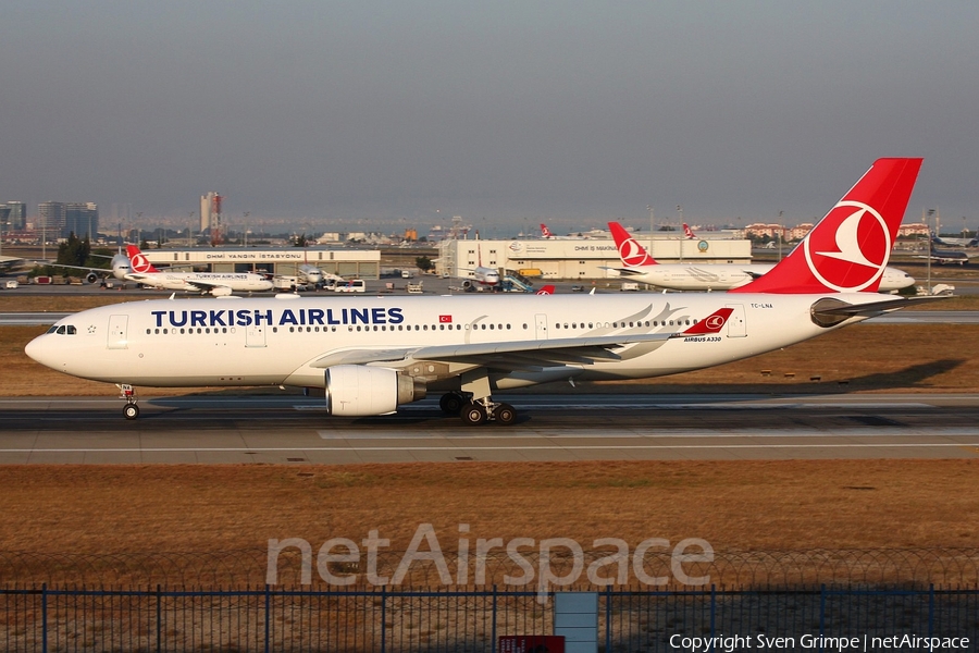 Turkish Airlines Airbus A330-223 (TC-LNA) | Photo 93425