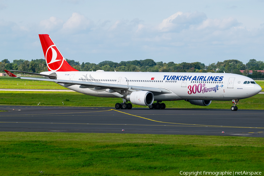 Turkish Airlines Airbus A330-303 (TC-LNC) | Photo 471299