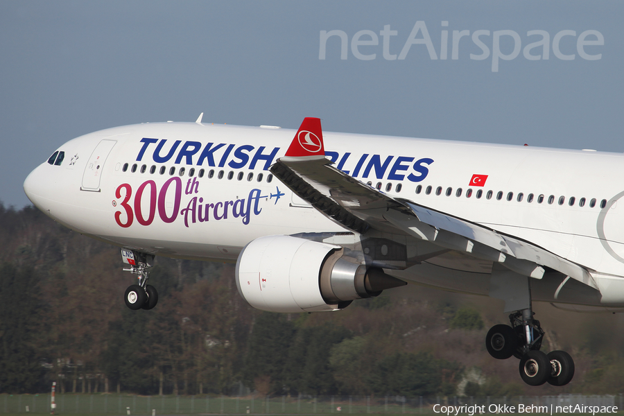 Turkish Airlines Airbus A330-303 (TC-LNC) | Photo 157891
