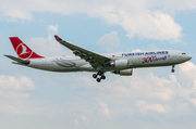 Turkish Airlines Airbus A330-303 (TC-LNC) at  Hamburg - Fuhlsbuettel (Helmut Schmidt), Germany