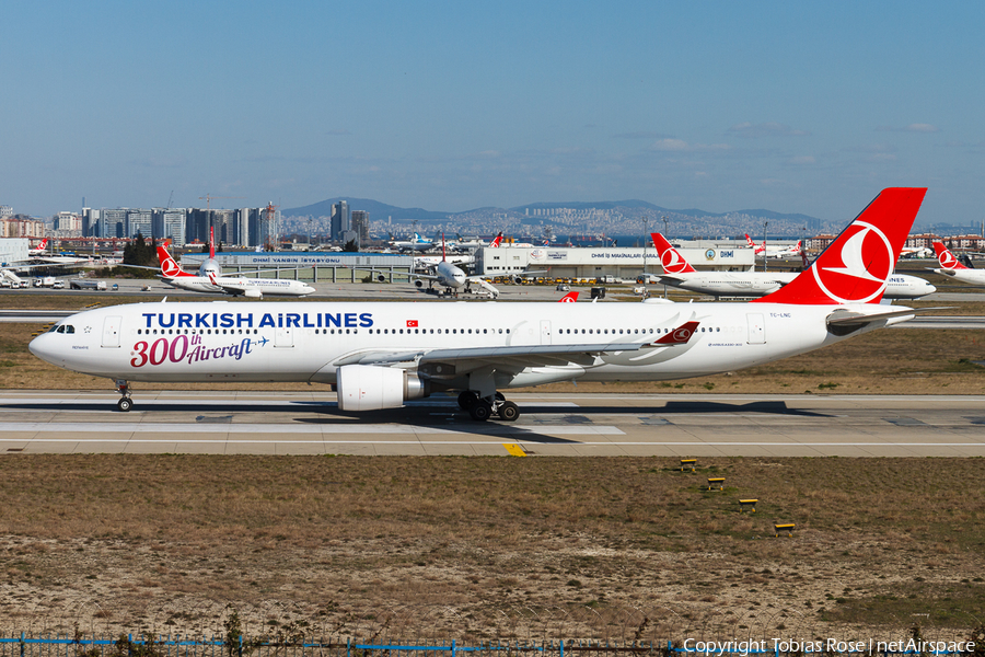 Turkish Airlines Airbus A330-303 (TC-LNC) | Photo 307654