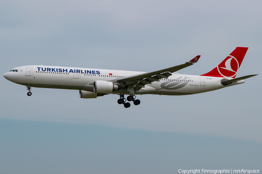 Turkish Airlines Airbus A330-303 (TC-LND) | Photo 509572
