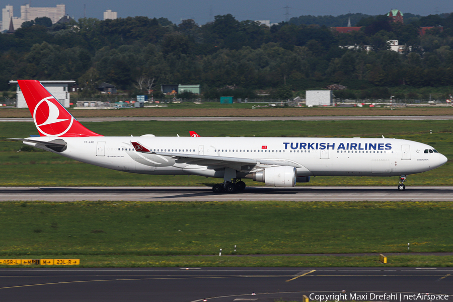 Turkish Airlines Airbus A330-303 (TC-LNE) | Photo 502537