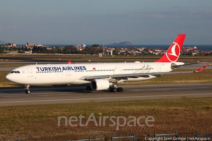 Turkish Airlines Airbus A330-303 (TC-LNF) | Photo 277155