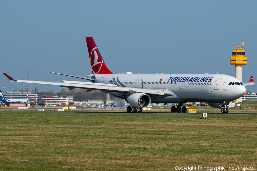 Turkish Airlines Airbus A330-303 (TC-LNG) | Photo 439882