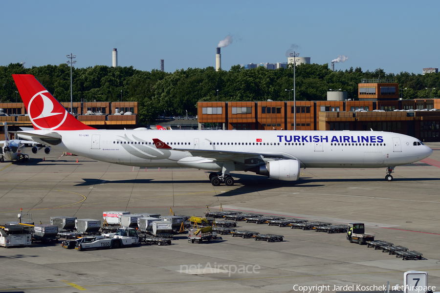 Turkish Airlines Airbus A330-303 (TC-LNG) | Photo 245142