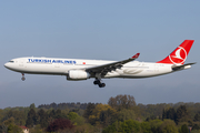 Turkish Airlines Airbus A330-343E (TC-LOA) at  Hamburg - Fuhlsbuettel (Helmut Schmidt), Germany