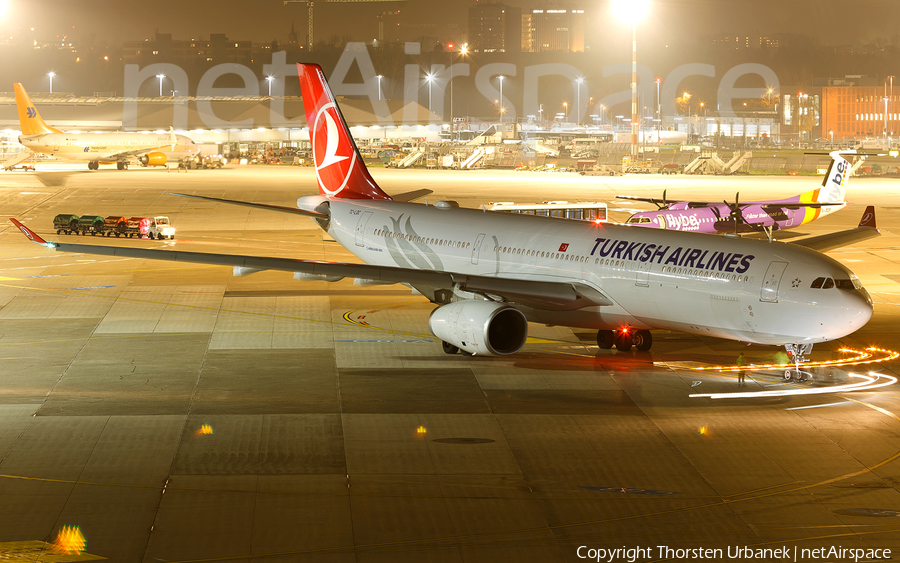Turkish Airlines Airbus A330-343X (TC-LOC) | Photo 412118