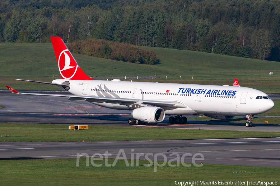 Turkish Airlines Airbus A330-343X (TC-LOC) | Photo 292507