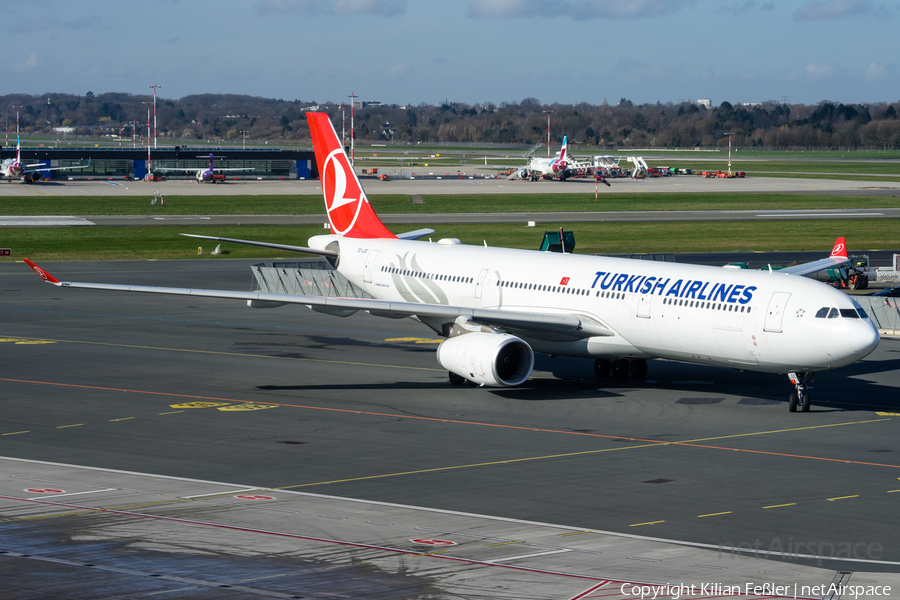 Turkish Airlines Airbus A330-343X (TC-LOC) | Photo 413203