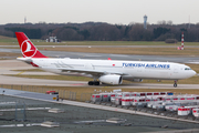 Turkish Airlines Airbus A330-343 (TC-LOE) at  Hamburg - Fuhlsbuettel (Helmut Schmidt), Germany