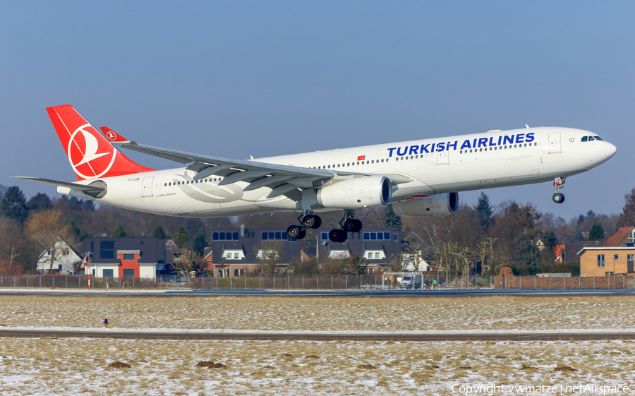 Turkish Airlines Airbus A330-343 (TC-LOE) | Photo 224821