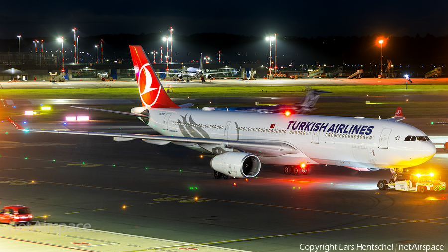 Turkish Airlines Airbus A330-343 (TC-LOE) | Photo 533239