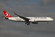 Turkish Airlines Airbus A330-343 (TC-LOE) at  Istanbul - Ataturk, Turkey