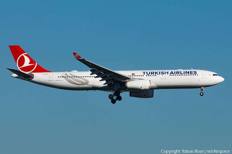Turkish Airlines Airbus A330-343 (TC-LOE) | Photo 310052