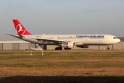 Turkish Airlines Airbus A330-343 (TC-LOF) at  Dusseldorf - International, Germany
