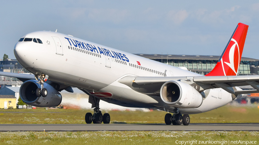 Turkish Airlines Airbus A330-343 (TC-LOF) | Photo 324283