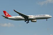 Turkish Airlines Airbus A330-343 (TC-LOF) at  Hamburg - Fuhlsbuettel (Helmut Schmidt), Germany
