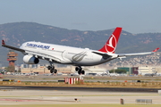 Turkish Airlines Airbus A330-343E (TC-LOG) at  Barcelona - El Prat, Spain