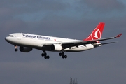 Turkish Airlines Airbus A330-223 (TC-LOI) at  Hamburg - Fuhlsbuettel (Helmut Schmidt), Germany