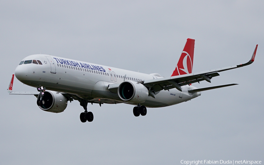 Turkish Airlines Airbus A321-271NX (TC-LSA) | Photo 311616