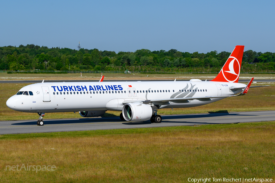 Turkish Airlines Airbus A321-271NX (TC-LSA) | Photo 573990